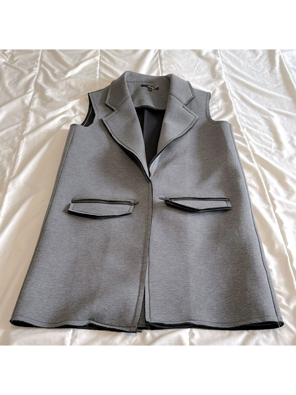 Black Longline Cotton and Polyester Vest Size Medium